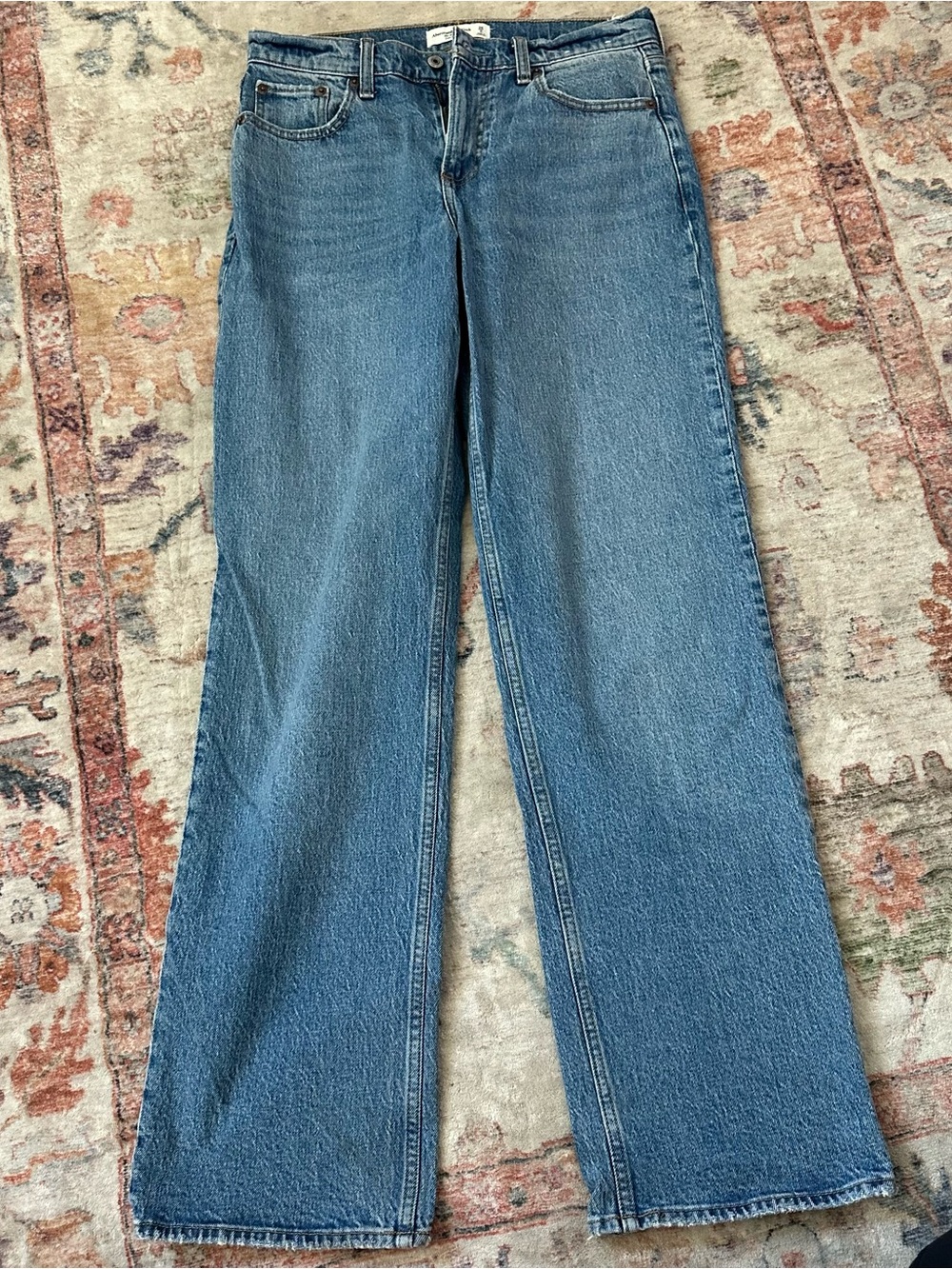 LONG Abercrombie Low Rise Baggy Jeans